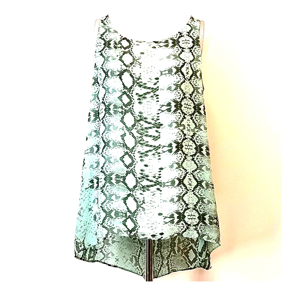 Jennifer Lopez Tunic Tank Size Med